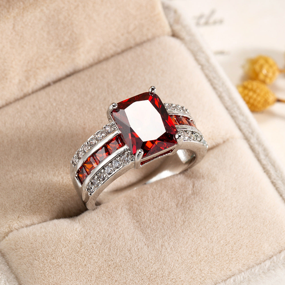 Kassira Redmont Ring | Gold