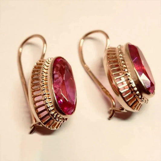 Vintage Black Stone Earrings | Gold